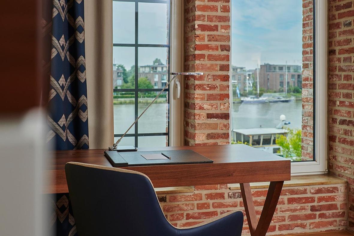 Hotel Hafenspeicher เลียร์ ภายนอก รูปภาพ