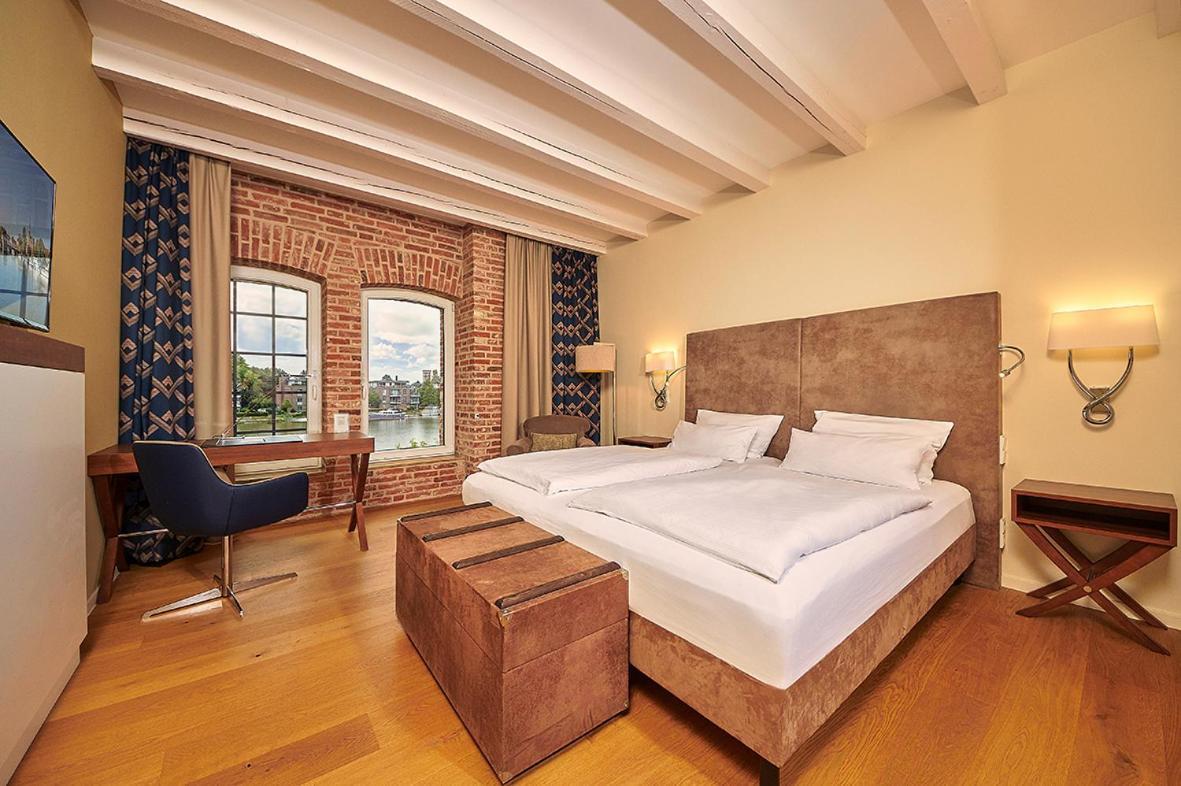Hotel Hafenspeicher เลียร์ ภายนอก รูปภาพ